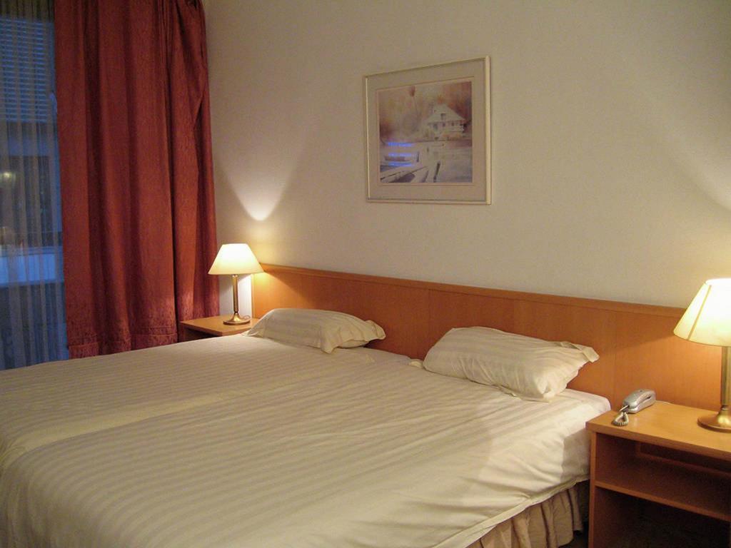 Hotel Keyserlei Antverpy Pokoj fotografie